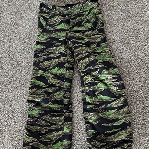 Burton snow pants